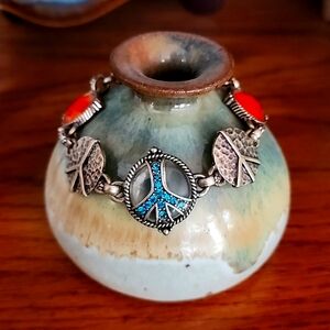 Lucky Brand station reversible bracelet .